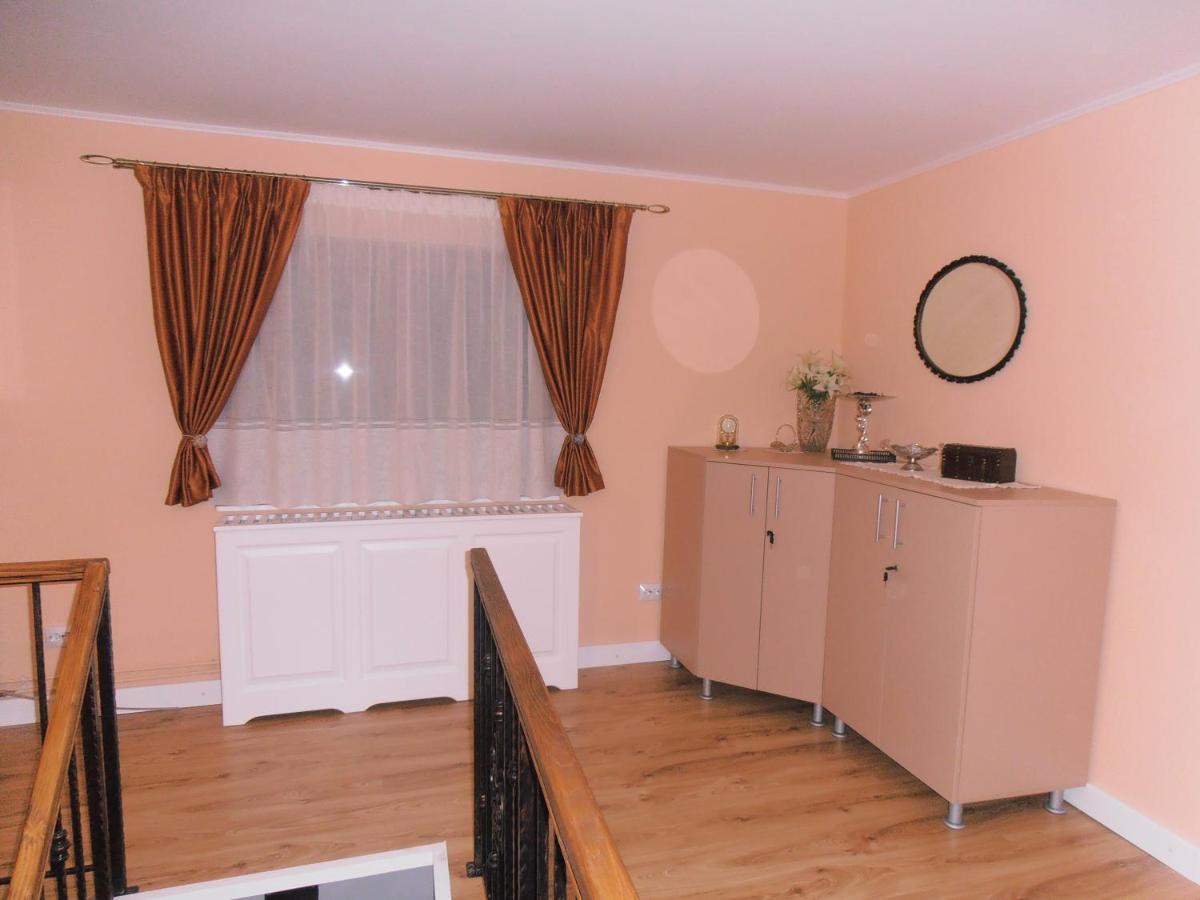 Gothic House Apartment Сибиу Екстериор снимка