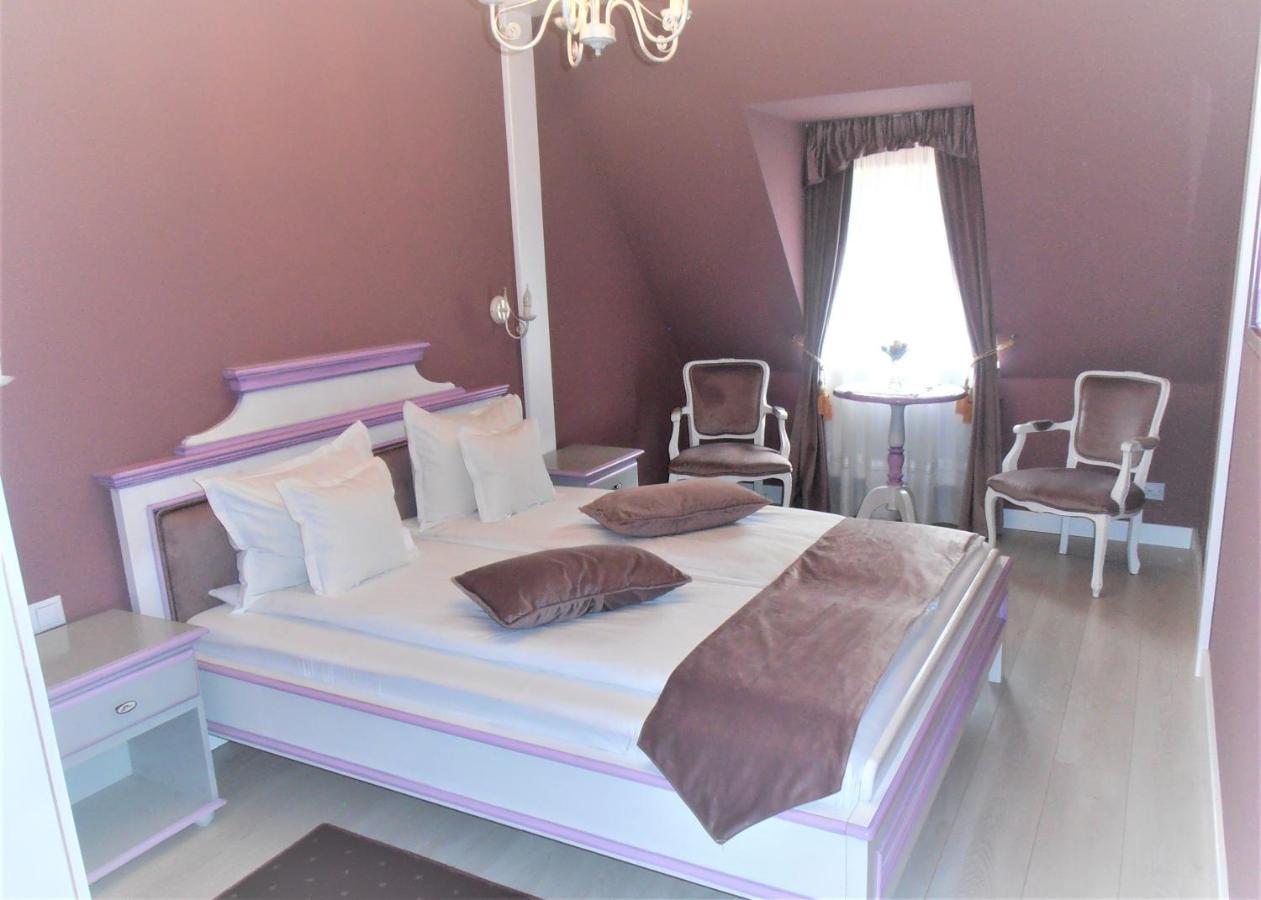 Gothic House Apartment Сибиу Екстериор снимка