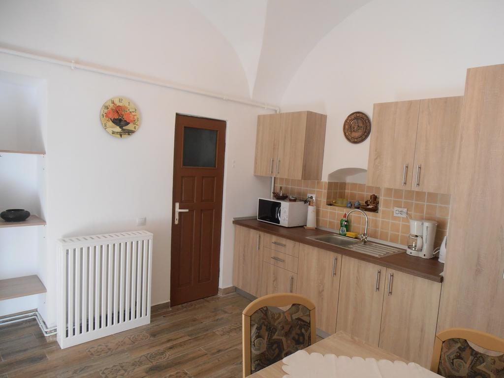 Gothic House Apartment Сибиу Екстериор снимка