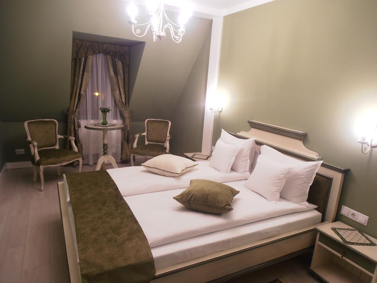 Gothic House Apartment Сибиу Екстериор снимка