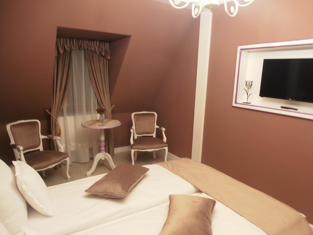 Gothic House Apartment Сибиу Екстериор снимка