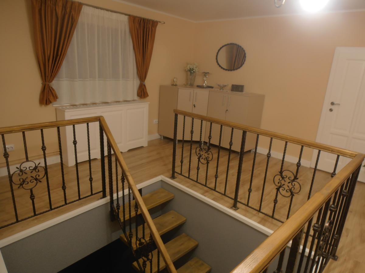 Gothic House Apartment Сибиу Екстериор снимка