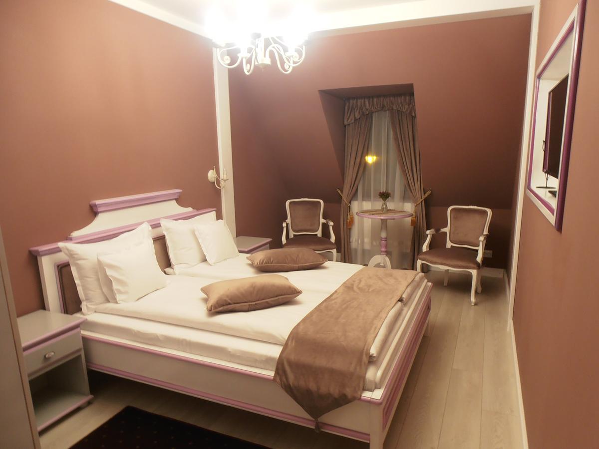 Gothic House Apartment Сибиу Екстериор снимка
