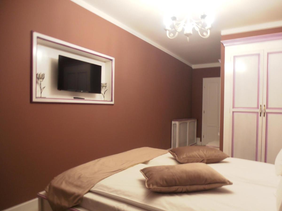 Gothic House Apartment Сибиу Екстериор снимка